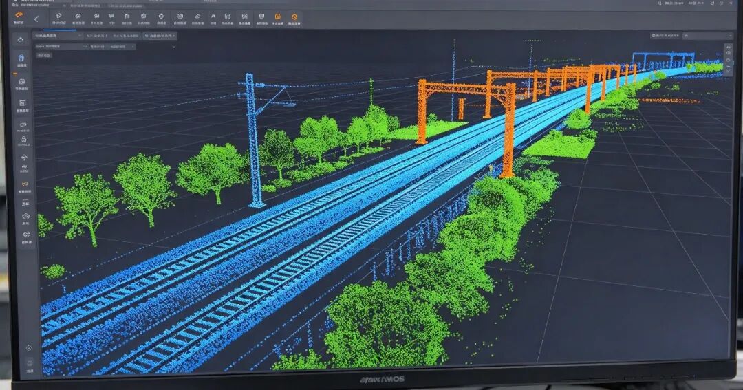 艾三维-无人机扫描铁路基础设施自动转BIM3